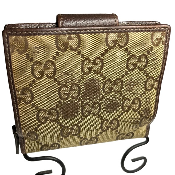 Gucci Vintage Abbey Monogram GG Canvas and Leather Gold Buckle BiFold Wallet - Picture 7 of 15